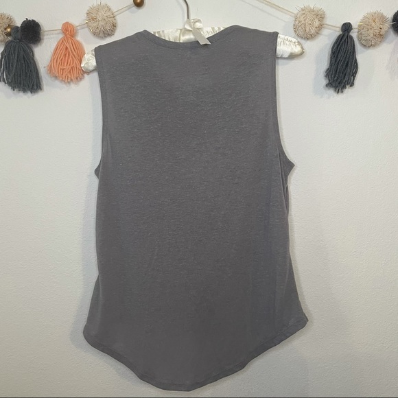 Kindness Spellout Floral Gray Tank top Size Small - Picture 5 of 5